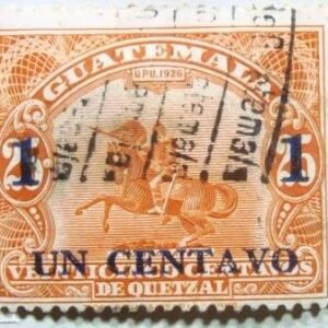 Selo postal da Guatemala de 1940 Statue of Justo Rufino Barrios