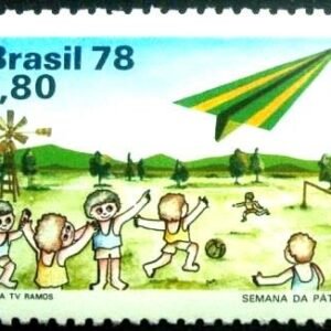 Selo postal do Brasil de 1978 Avião e Criança