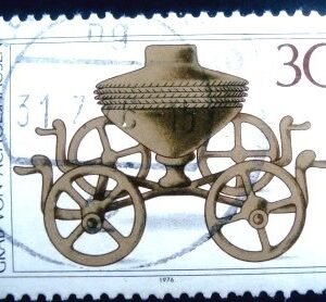 Selo postal da Alemanha de 1976 Bronze Ritual Chariot