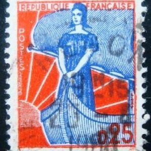 Selo postal da França de 1960 Marianne in the boat 0