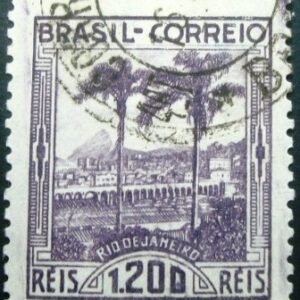 Selo postal comemorativo do Brasil de 1939 - C 134 U