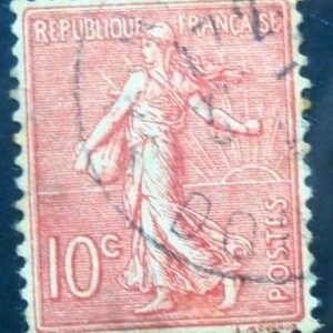 Selo postal da França de 1903 Semeuse lignée 10