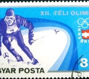Selo postal da Hungria de 1975 12th Winter Olympic Games Innsbruck 1976 80f