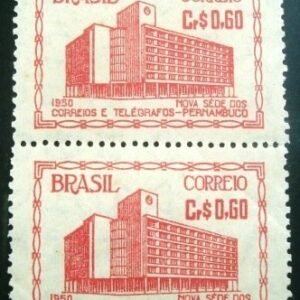 Par de selos postais do Brasil de 1951 Correio Pernambuco