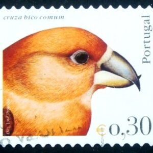 Selo postal de Portugal de 2004 Red Crossbill