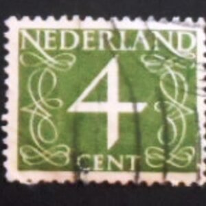Selo postal da Holanda de 1946 Numeral 4