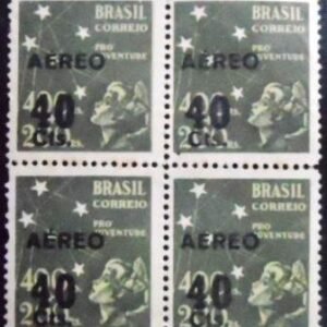 Quadra de selos postais do Brasil de 1944 Pró Juventude 40