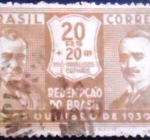 Selo postal do Brasil de 1931 Getúlio Vargas e Joao Pessoa U 20+20