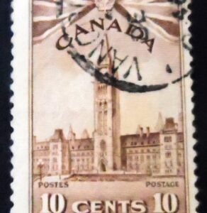 Selo postal do Canadá de 1942 Parliament Buildings 10 U