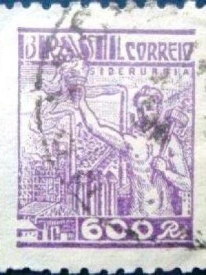 Selo postal do Brasil de 1943 Siderurgia 600
