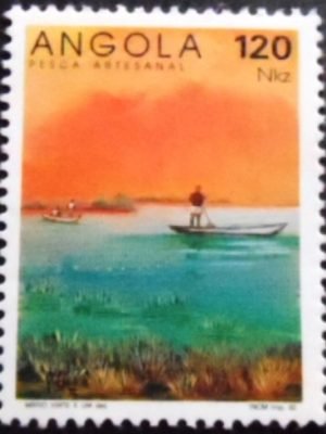 Selo postal da Angola de 1992 Artisanal Fisheries 120 M