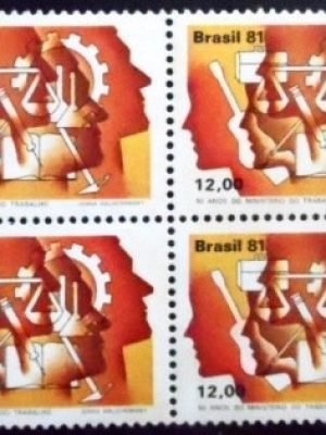 Quadra de selos postais do Brasil de 1981 Ação de Graças M QD