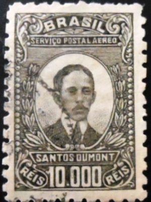 Imagem similar à do selo posyal do Brasil de 1929 Santos Dumont U A