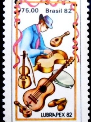 Selo postal do Brasil de 1982 Instrumentos N