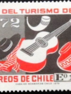 Selo postal do Chile de 1972 Guitar and Earthen Jar