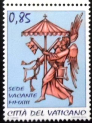 Selo postal do Vaticano de 2013 Angel with Coat of Arms of the Apostolic Chamber 85 M