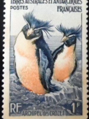 Selo postal das Terras Austrais e Antárticas Francesas (TAAF) de 1956 Rockhopper Penguin N