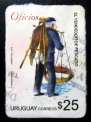 Selo postal do Uruguai de 2010 The Fishmonger U