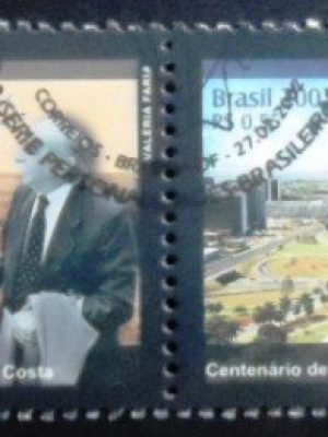 Par de selos postais do Brasil de 2002 Lúcio Costa MCC PR