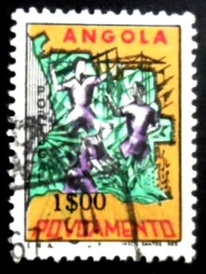 Selo postal de Angola de 1965 Map of Angola industrial and farm workers U