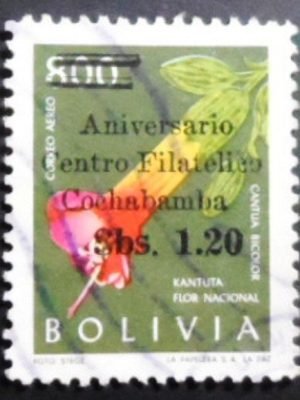 Selo postal da Bolívia de 1966 Cantua bicolor U