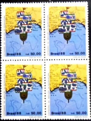 Selo postal de Moçambique de 1962 Motorboat U