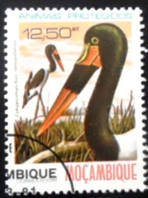 Selo postal de Moçambique de 1981 Saddle-billed Stork (Ephippiorhynchus senegalensis) NCC