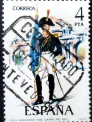Selo postal da Espanha de 1975 Standard-bearer Royal Corps of Artillery U