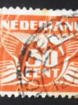 Selo postal da Holanda de 1941 Flying dove 50 U
