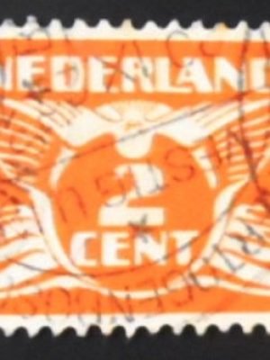 Selo postal da Holanda de 1924 Flying dove 2