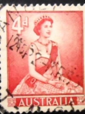 Selo postal da Austrália de 1959 Queen Elizabeth II 4 IA U