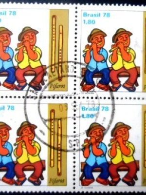 Quadra de selos postais do Brasil de 1978 Tocadores de Pífaros U QD