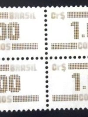 Quadra de selos postais do Brasil de 1986 Tipo Cifra Cr$ 1000 M QD