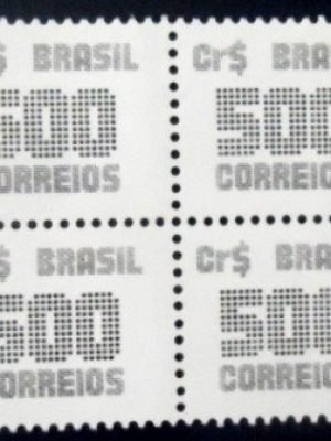 Quadra de selos postais do Brasil de 1985 Tipo Cifra Cr$ 500 M QD