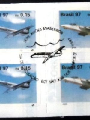 Quadra de selos postais do Brasil de 1997 EMB 145 e AMX M1C QD
