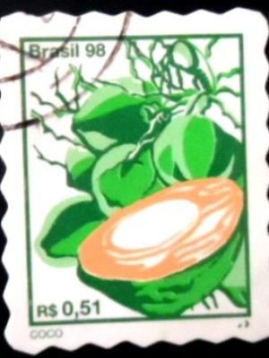 Selo postal do Brasil de 1998 Coco U