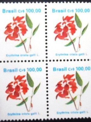 Quadra de selos postais do Brasil de 1990 Erythrina M B QD