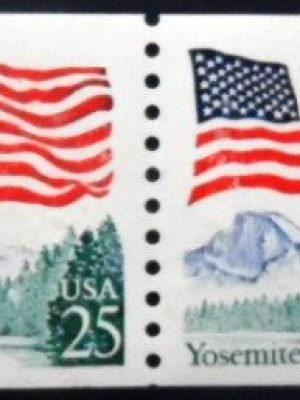 1988 Par de selos postais dos Estados Unidos de 1988 Flag over Yosemite M PR