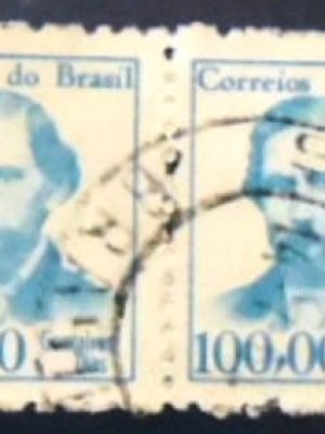 Par de selos postais do Brasil de 1965 Gonçalves Dias U PR