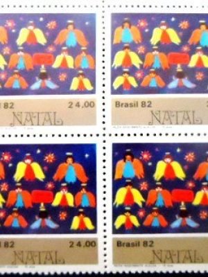 Quadra de selos postais do Brasil de 1982 Corol M QD