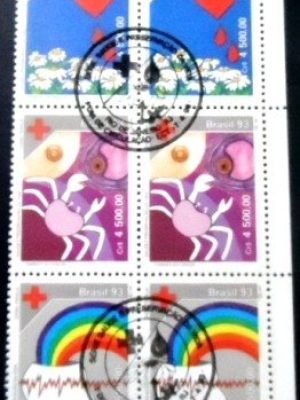 Par de séries de selos postais do Brasil de 1993 Coração M1C SET PR