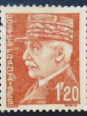 Selo postal da França de 1942 Marshal Pétain 1.20 N