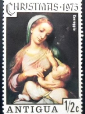 Selo postal de Antigua e Barbuda de 1975 Madonna and Child By Correggio M