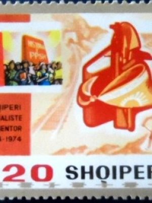 Selo postal da Albânia de 1974 Tools M