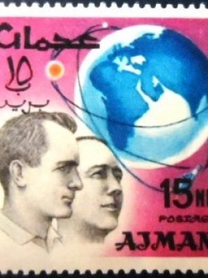 Selo postal de Ajman de 1966 E.H. White and McDivitt N A