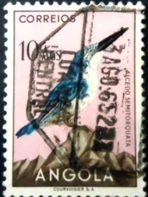 Selo postal da Angola de 1951 Half-collared Kingfisher U