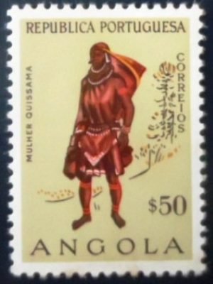 Selo postal de Angola de 1957 Quissama womam N