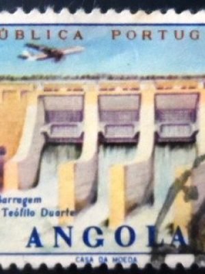 Selo postal da Angola de 1965 Capitão Teófilo Duarte Dam U