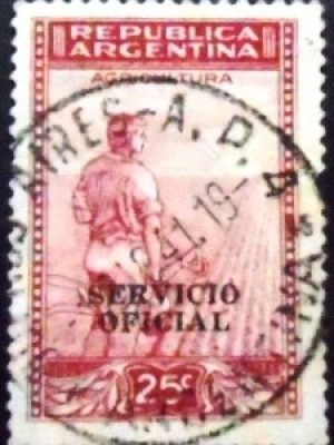 Selo postal da Argentina de 1937 Agriculture ovpt. U D sev