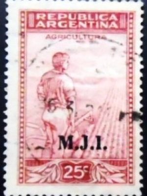 Selo postal da Argentina de 1937 Agriculture ovpt. M.J.I. U sev
